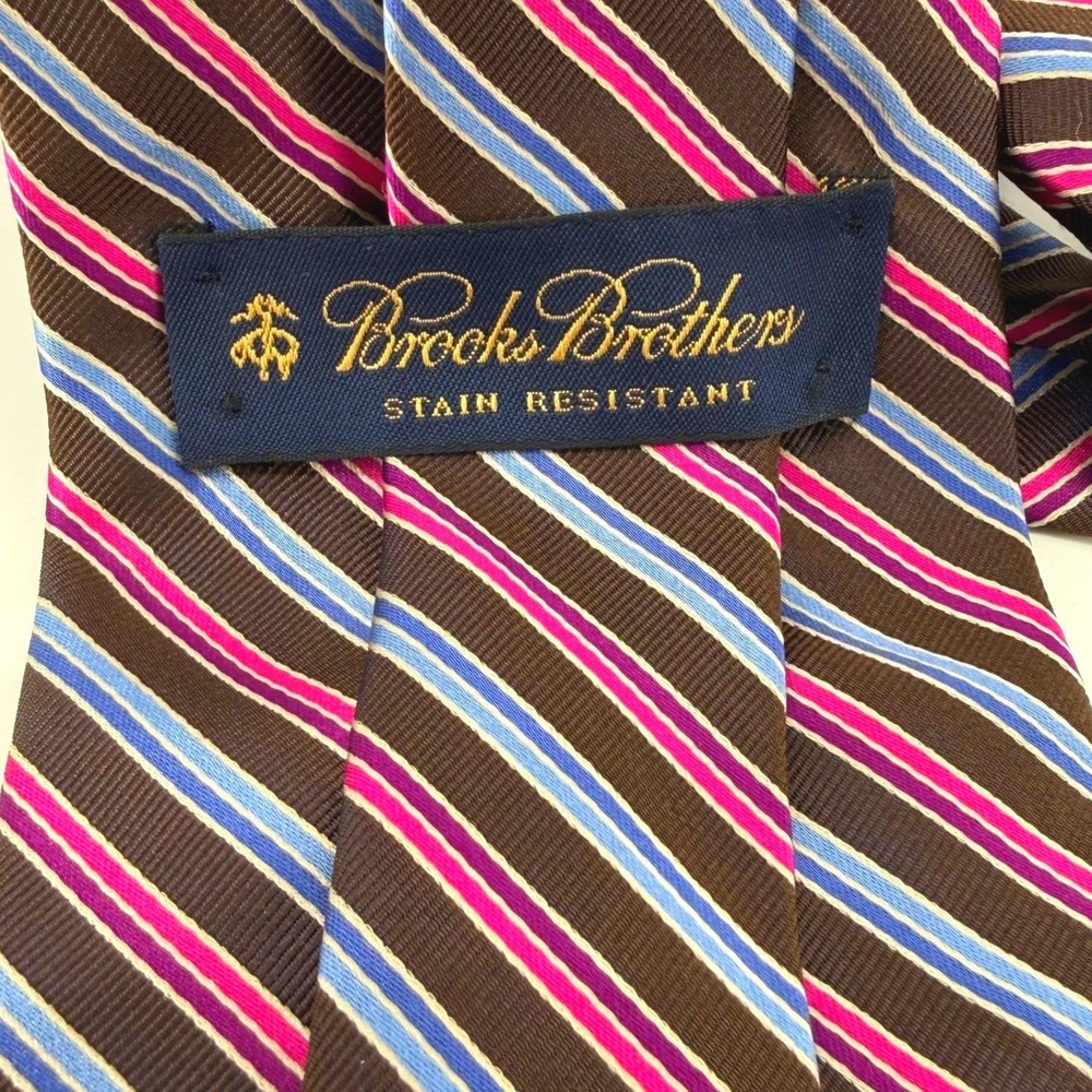 Brooks Brothers Silk Stripe Necktie Stain Resistant Woven in Italy Made in USA